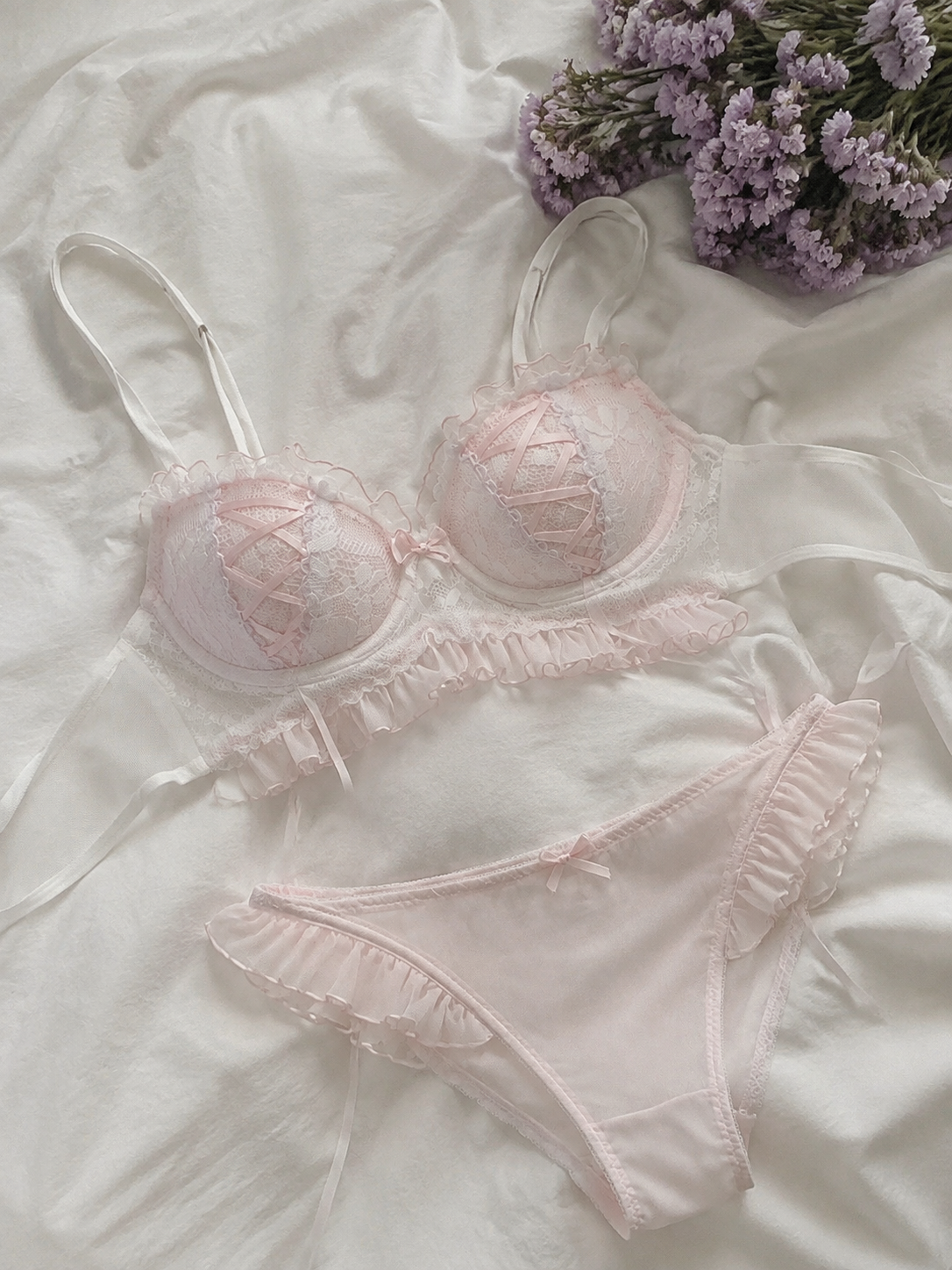 Rosie Lace Lingerie Set 🎀🌷
