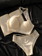Ivory Floral Lace Halter Bra Set 🤍🌸