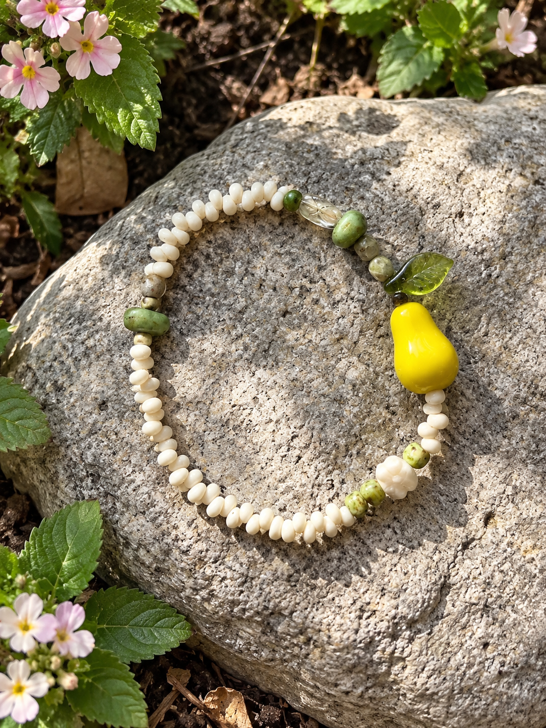 Sunny Pear Garden Beaded Bracelet 🍐🌿