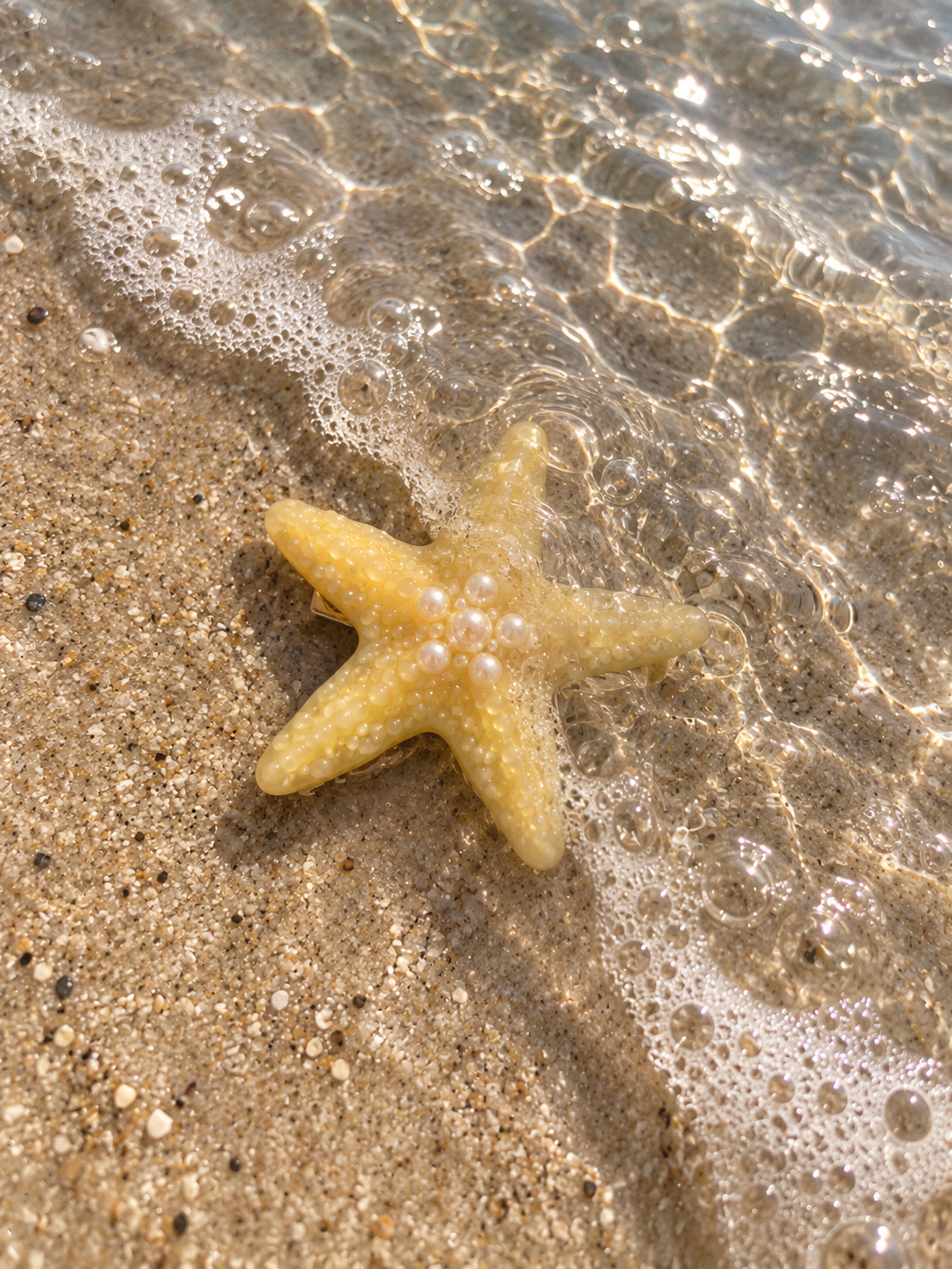 Golden Starfish Hair Clip ⭐️🌊
